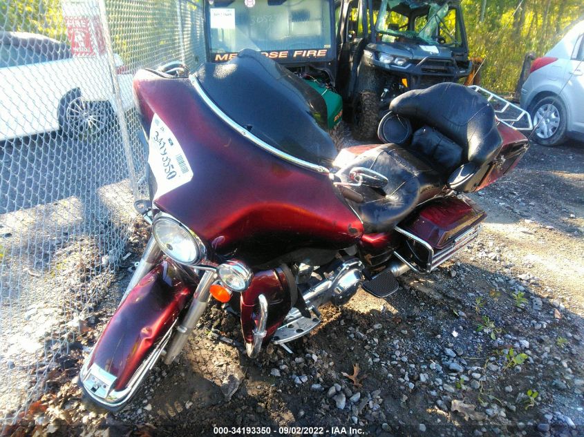 2011 HARLEY-DAVIDSON FLHTCU 1HD1FC41XBB640603