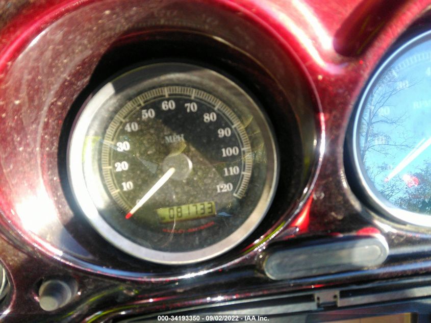 2011 HARLEY-DAVIDSON FLHTCU 1HD1FC41XBB640603