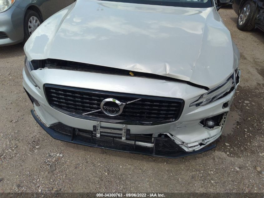 2022 VOLVO S60 MOMENTUM/INSCRIPTION 7JRL12FZXNG154310
