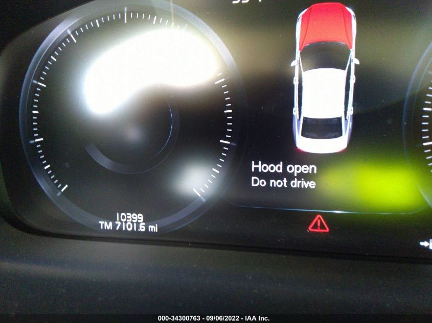 2022 VOLVO S60 MOMENTUM/INSCRIPTION 7JRL12FZXNG154310