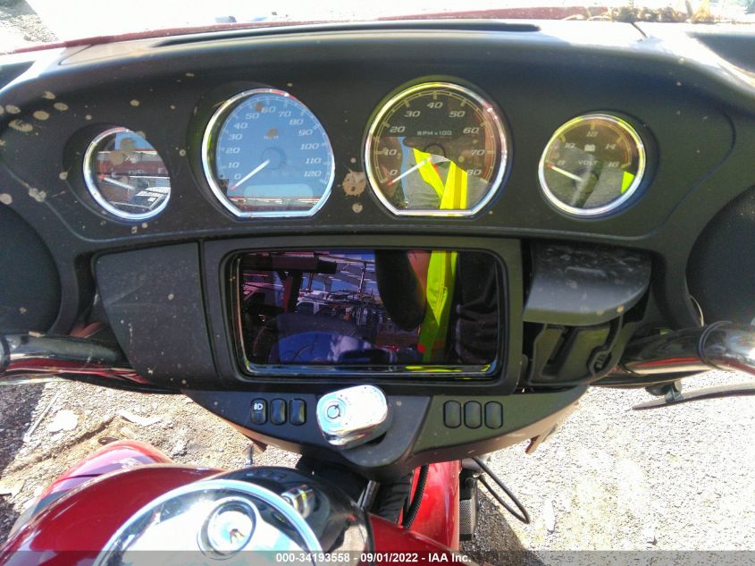 2021 HARLEY-DAVIDSON FLHTCUTG 1HD1MAF17MB852904