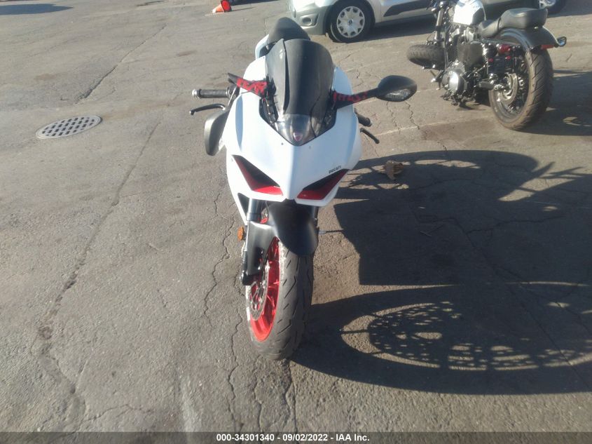2021 DUCATI PANIGALE V2 ZDMHAATW9MB004777