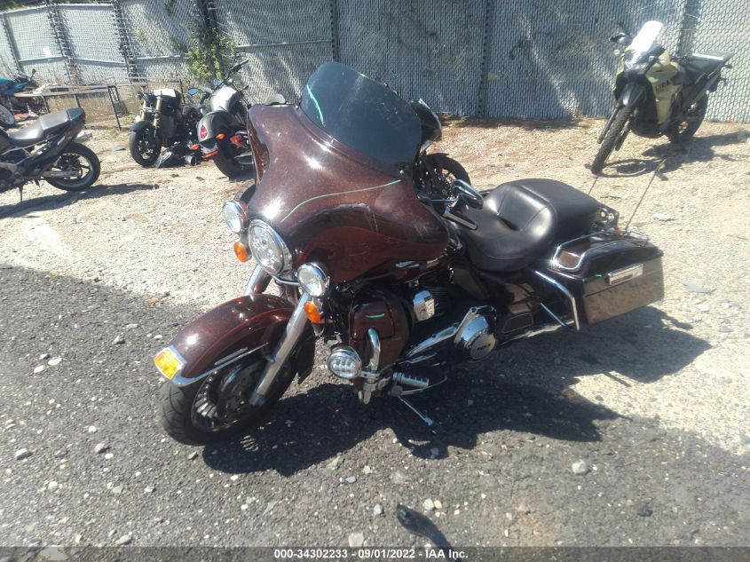 2011 HARLEY-DAVIDSON FLHTK 1HD1KEM12BB637279