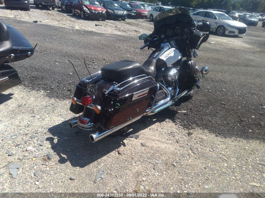 2011 HARLEY-DAVIDSON FLHTK 1HD1KEM12BB637279