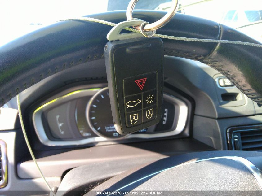 2015 VOLVO S80 T6 PLATINUM YV1902MM3F1186694
