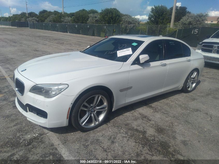2013 BMW 7 SERIES 740I WBAYA6C56DD143461