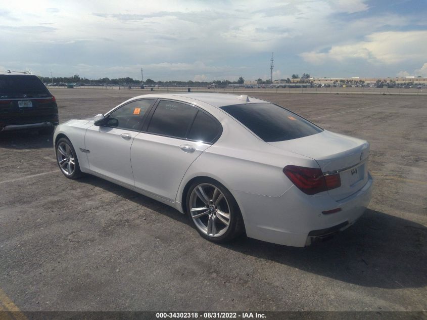 2013 BMW 7 SERIES 740I WBAYA6C56DD143461