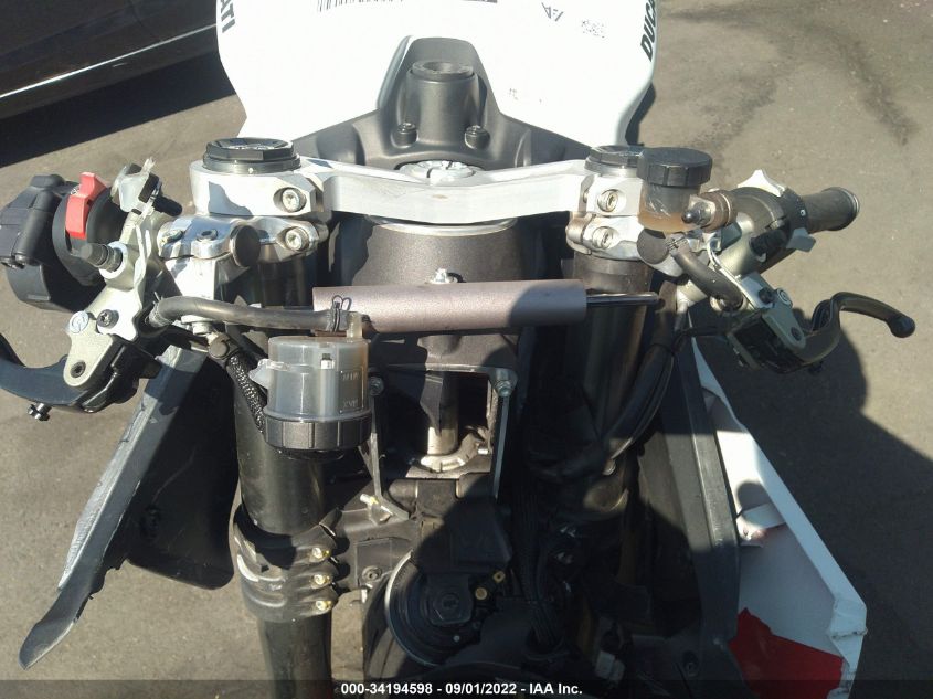 2021 DUCATI PANIGALE V2 ZDMHAATW7MB004342