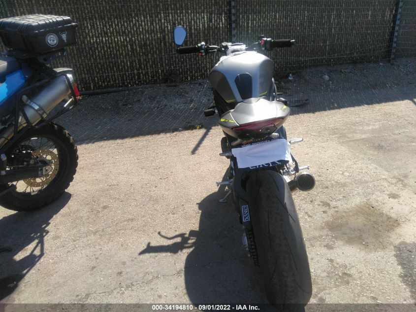 2022 TRIUMPH MOTORCYCLE SPEED TRIPLE 1200 RS SMTP01ST3NTAG3630
