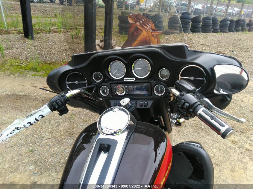 2010 HARLEY-DAVIDSON FLHTCU 1HD1FC417AB636152