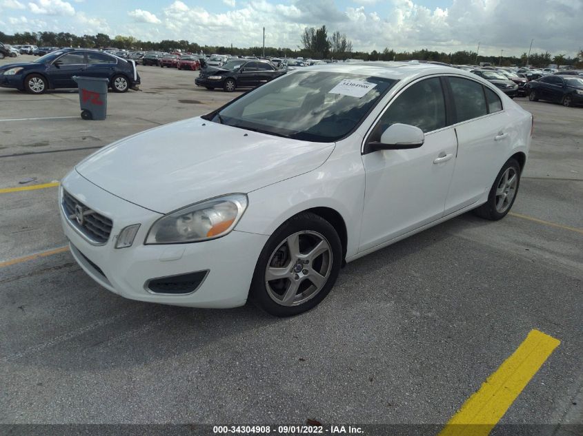 2013 VOLVO S60 T5 YV1612FS1D1213867