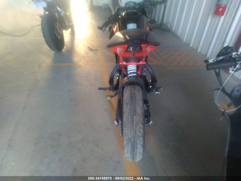 2018 KTM 390 DUKE MD2JYJ400JC291543