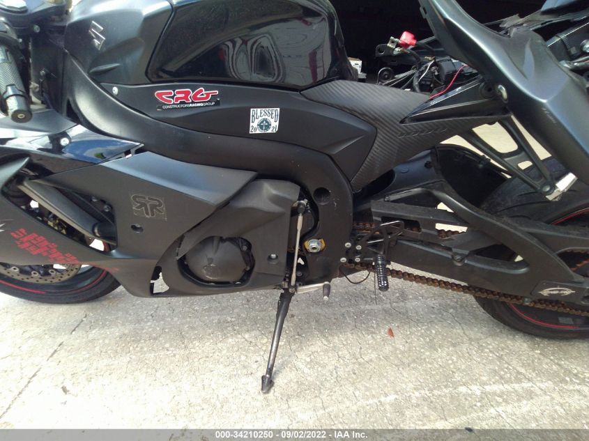 2012 SUZUKI GSX-R1000 - JS1GT78A0C2102039