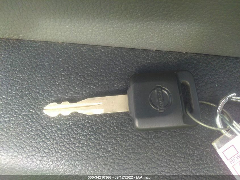 2014 NISSAN NV SV 1N6BF0KY7EN102137