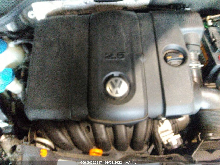 2013 VOLKSWAGEN BEETLE COUPE 2.5L FENDER EDITION 3VWHX7AT8DM649044