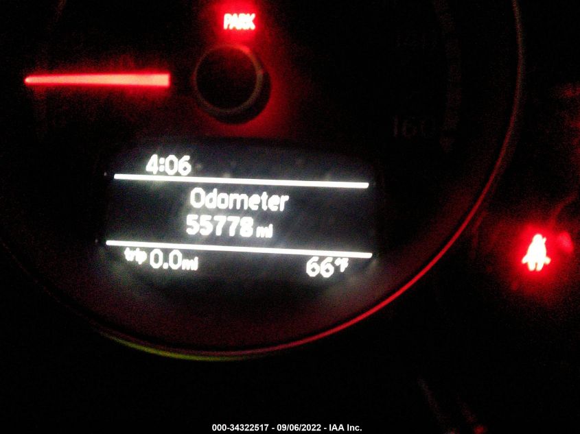 2013 VOLKSWAGEN BEETLE COUPE 2.5L FENDER EDITION 3VWHX7AT8DM649044