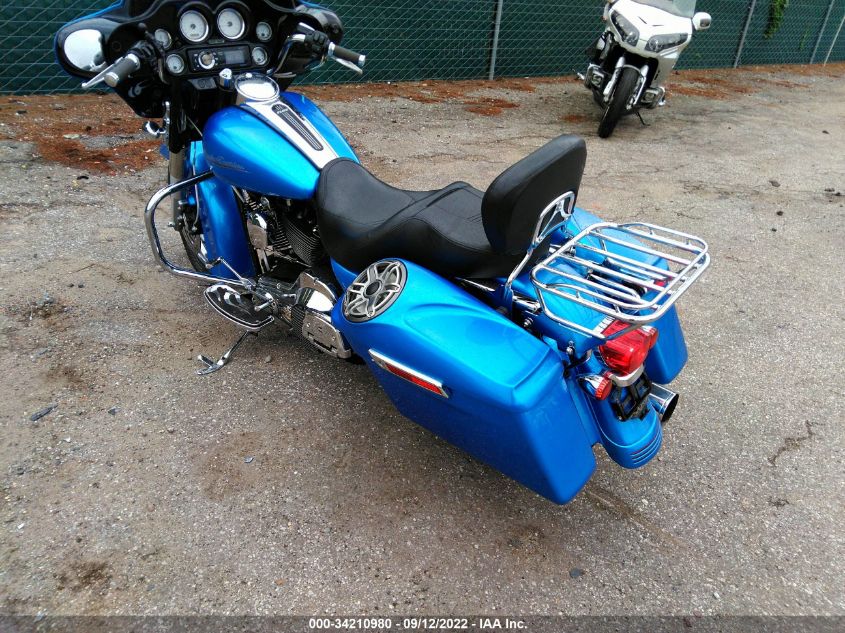2006 HARLEY-DAVIDSON FLHXI 1HD1KBW156Y705878