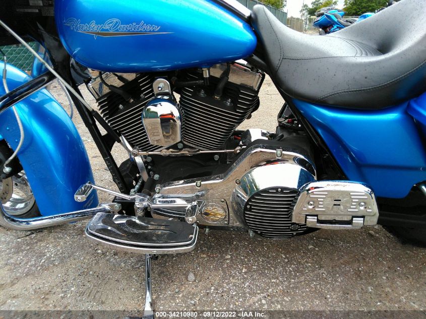 2006 HARLEY-DAVIDSON FLHXI 1HD1KBW156Y705878