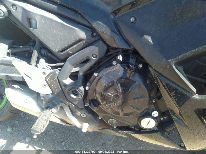 2019 KAWASAKI EX650 F JKAEXEK14KDA33807