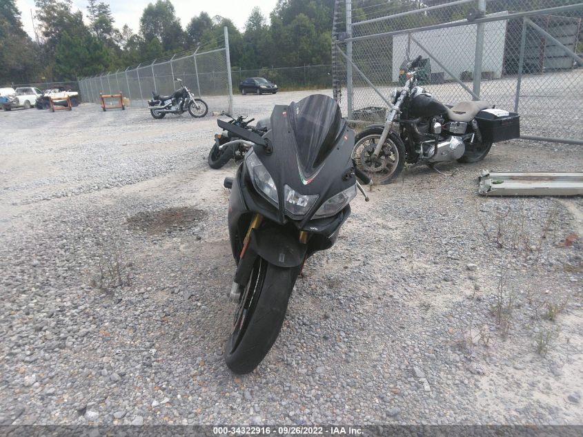 2014 APRILIA RSV4 R ZD4RKUA44ES000352