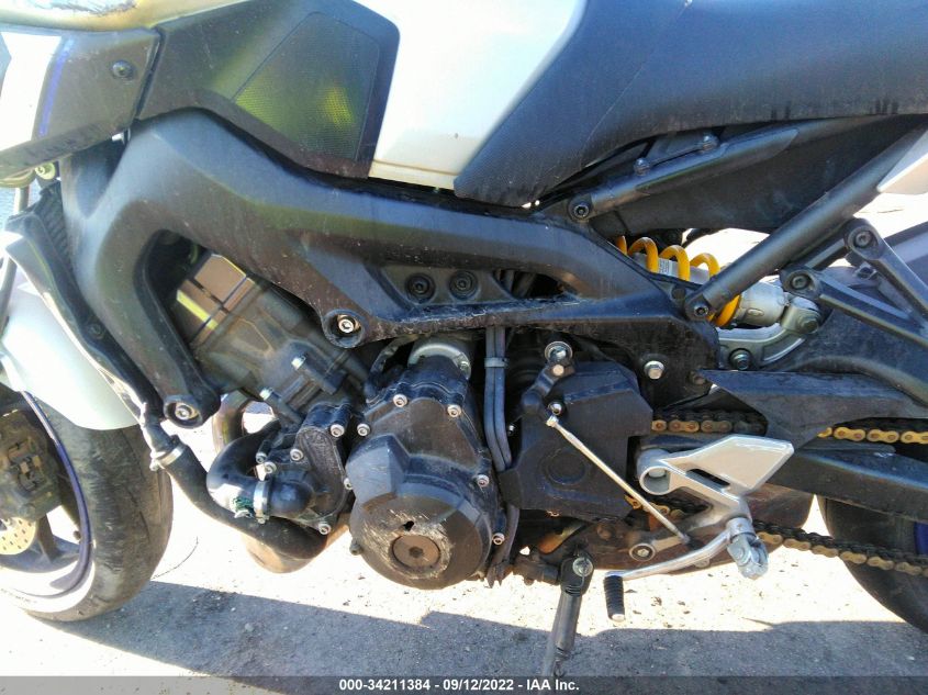 2015 YAMAHA FZ09 JYARN33E2FA005460