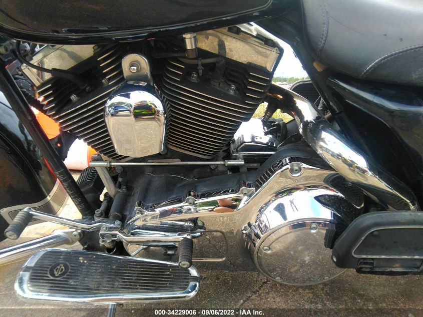 2008 HARLEY-DAVIDSON FLHT CLASSIC 1HD1FF4128Y612477