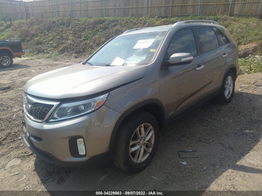 2014 KIA SORENTO LX - 5XYKTCA65EG484088