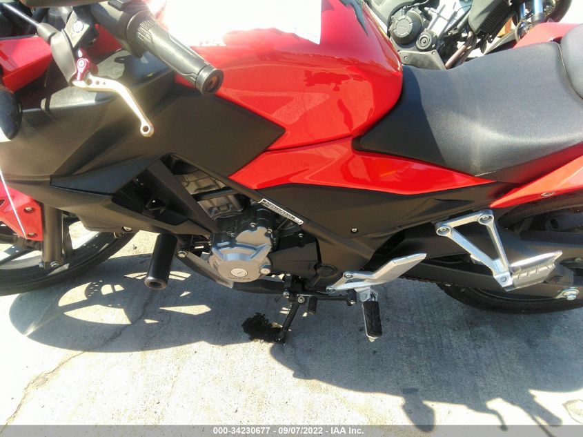 2015 HONDA CB300 F MLHNC521XF5102642