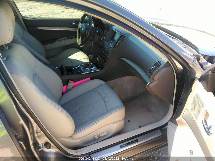 2015 INFINITI Q40 JN1CV6AP0FM501102