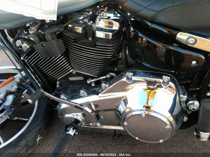 2019 HARLEY-DAVIDSON FXLR 1HD1YNJ23KB022980
