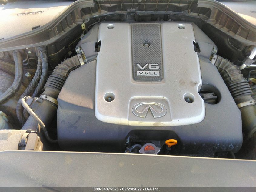 2015 INFINITI Q70 JN1BY1AR2FM560613