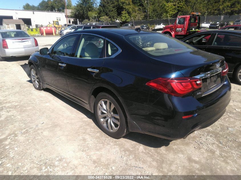 2015 INFINITI Q70 JN1BY1AR2FM560613