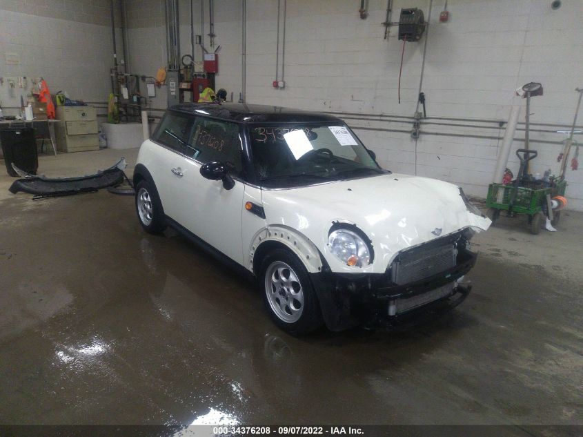 2013 MINI HARDTOP COOPER WMWSU3C57DT678848