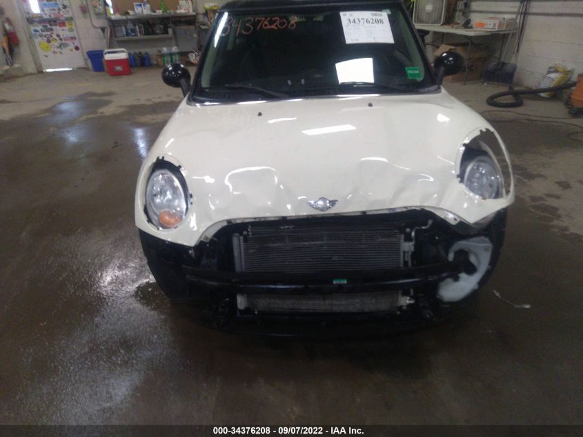 2013 MINI HARDTOP COOPER WMWSU3C57DT678848