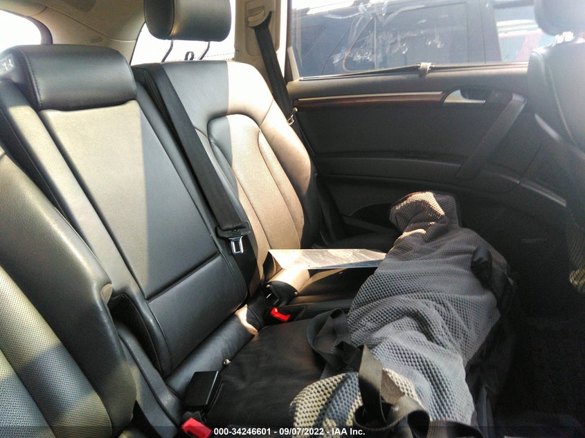 2011 AUDI Q7 VIN: WA1DGAFE8BD005653