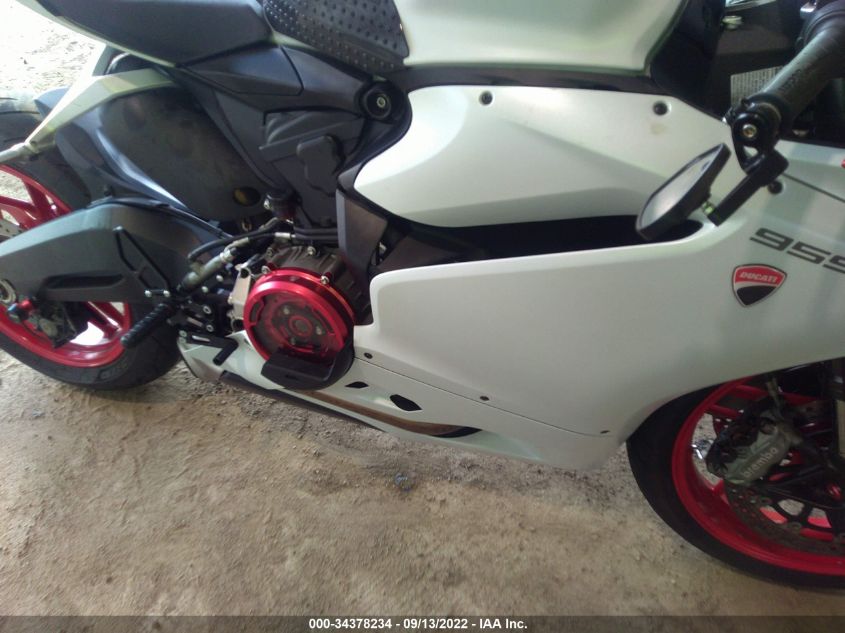 2017 DUCATI SUPERBIKE 959 PANIGALE ZDM14B1W1HB004327
