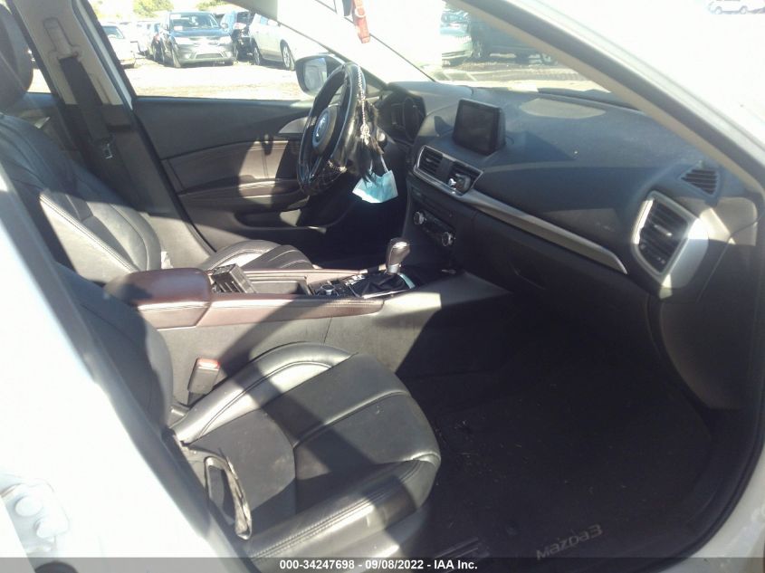 2017 MAZDA MAZDA3 4-DOOR TOURING JM1BN1V78H1127008