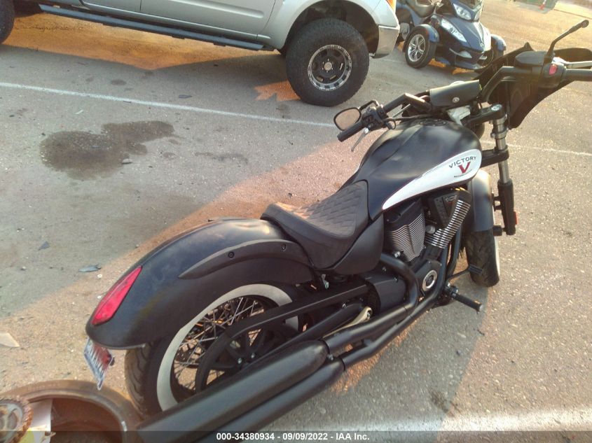 2016 VICTORY MOTORCYCLES HIGH-BALL 5VPWB36N5G3049892