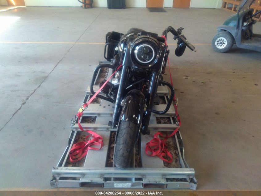 2008 HARLEY-DAVIDSON FLHRC 1HD1FR4198Y604247