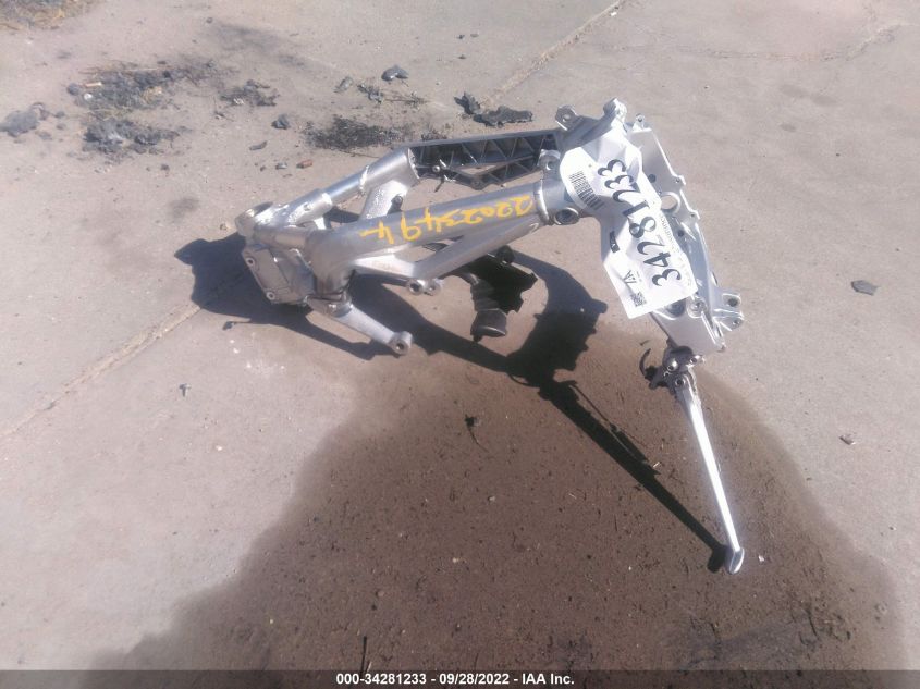 2021 TRIUMPH MOTORCYCLE DAYTONA MOTO2 765 SMTA204K1MJAC8769