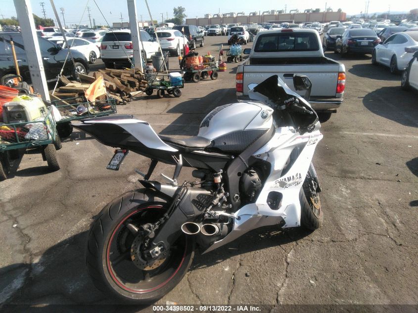 2018 YAMAHA YZFR6 JYARJ28E3JA003014