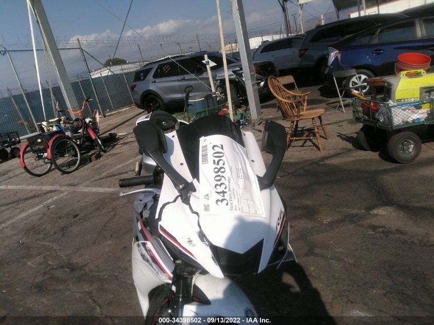 2018 YAMAHA YZFR6 JYARJ28E3JA003014