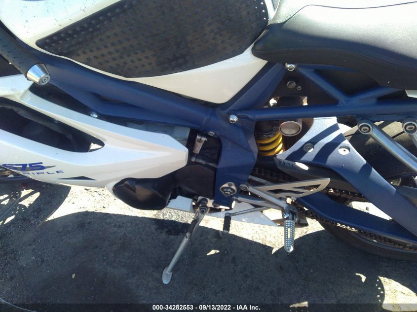 2010 TRIUMPH MOTORCYCLE DAYTONA 675 SMTD00NS7AJ410089