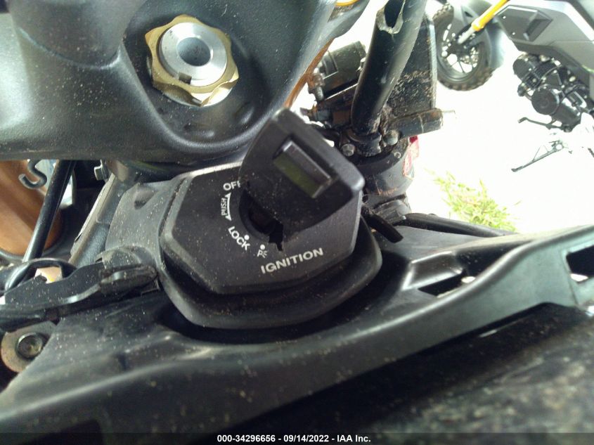 2016 SUZUKI GSX-S1000F JS1GT7CA4G2100582
