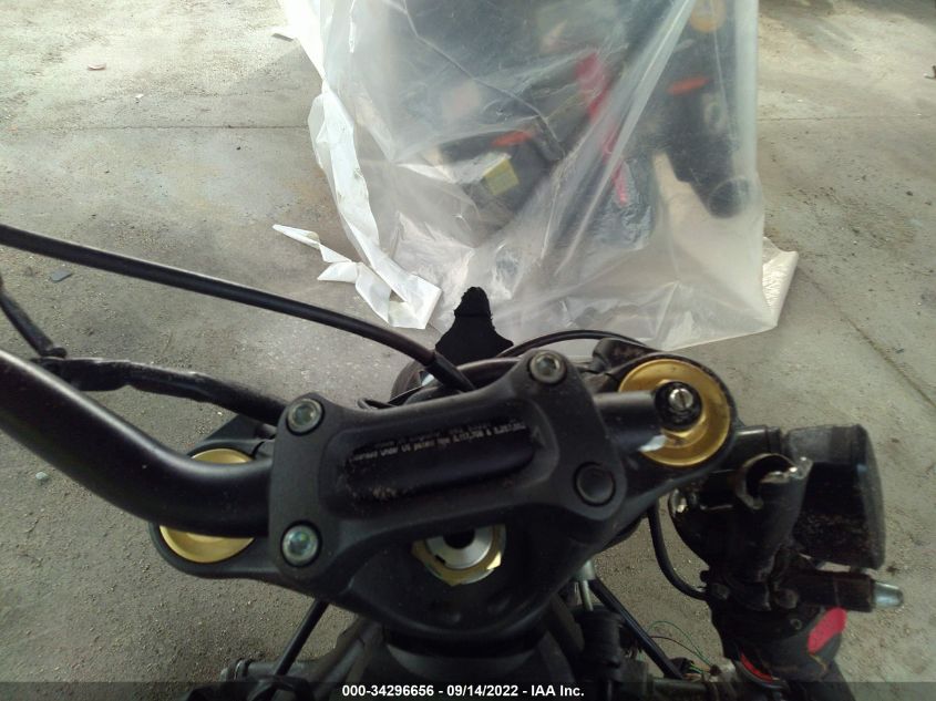 2016 SUZUKI GSX-S1000F JS1GT7CA4G2100582
