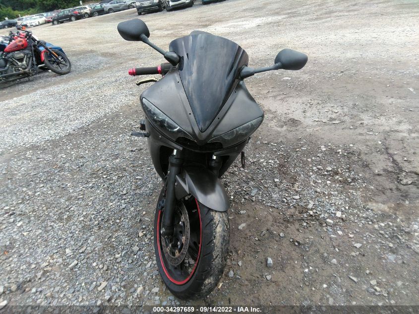 2003 YAMAHA YZFR6 L JYARJ06EX3A001271