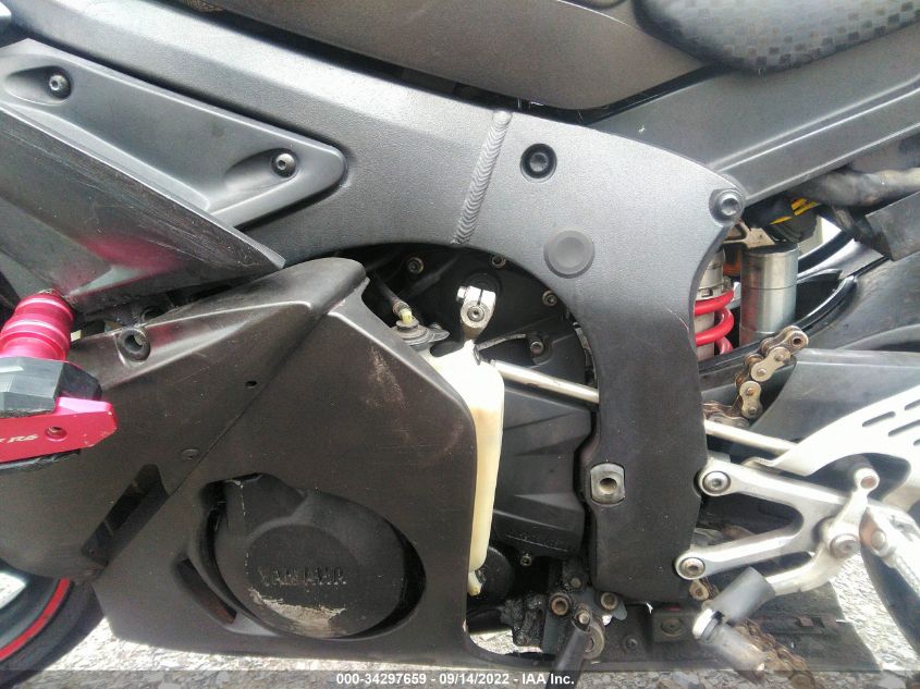 2003 YAMAHA YZFR6 L JYARJ06EX3A001271