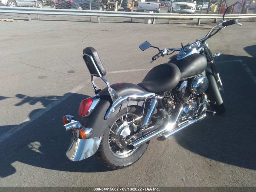 2003 HONDA VT750 CDB JH2RC44JX3M102693
