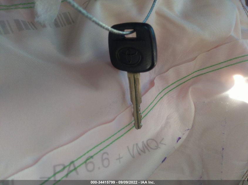 2015 TOYOTA YARIS L/SE/LE VNKKTUD30FA025695