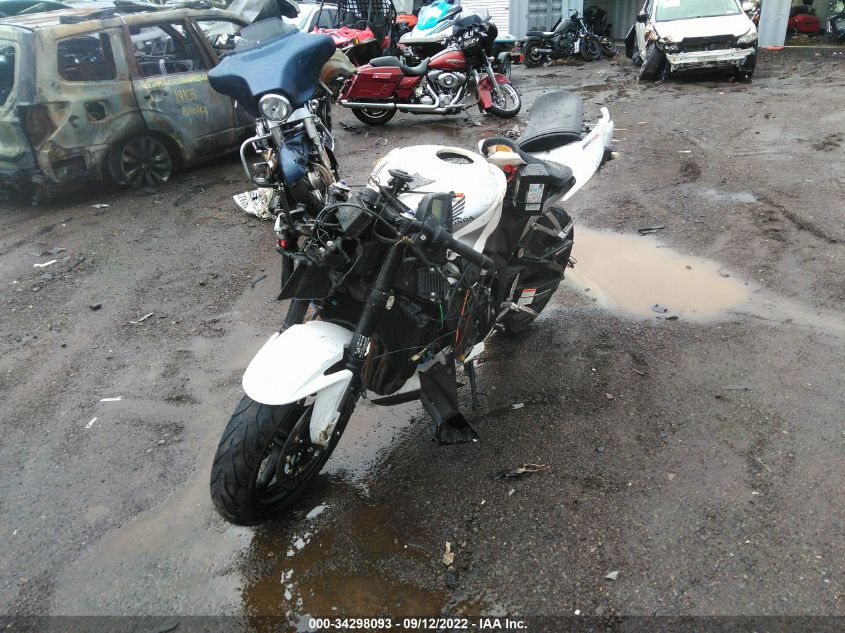 2007 HONDA CBR600 RR JH2PC40097M006449